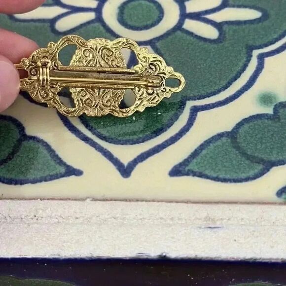 Vintage Victorian Faux Pearl Brooch - Picture 3 of 5